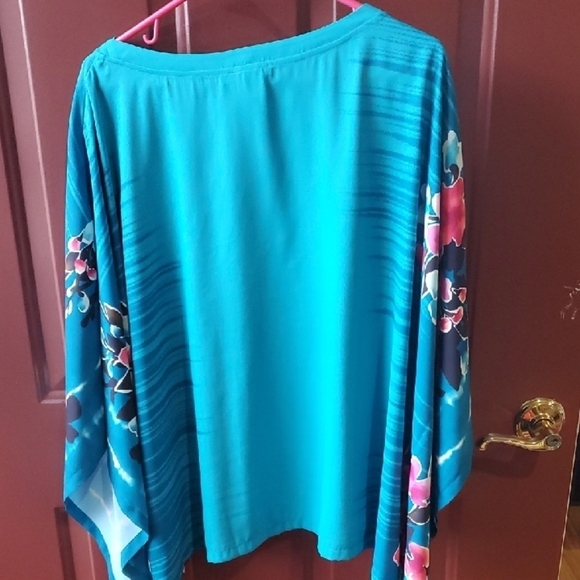 Chico's Blue Bell Sleeve Blouse with Floral Design - Picture 6 of 8